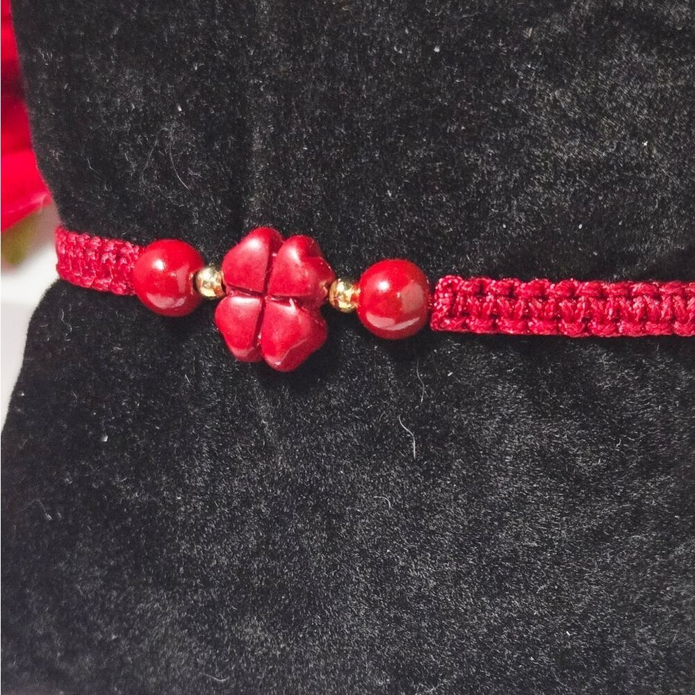 Natural Red Cinnabar Four-Leaf Clover Braided Rope Bracelet Symbolic Lucky Charm - Picture 3 of 4